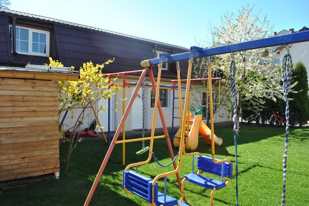 Apartament Beta Apartment บิสตริซา ภายนอก รูปภาพ